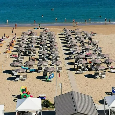 Otel Hollywood Senigallia